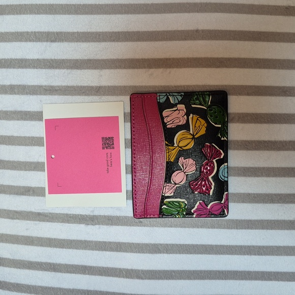 Kate Spade ♠️ Morgan Assorted Candies Embossed Cardholder! - Picture 5 of 9